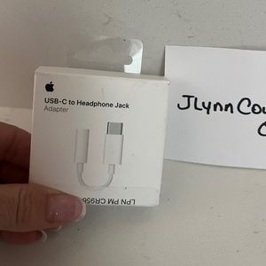 New Apple Lightning to Headphones Jac , Apple USB-C NIB
